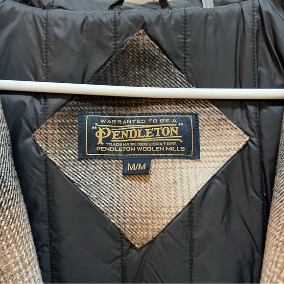 Pendleton | Stanford Cascade Hooded Walker Coat, Medium - Picture 6 of 8